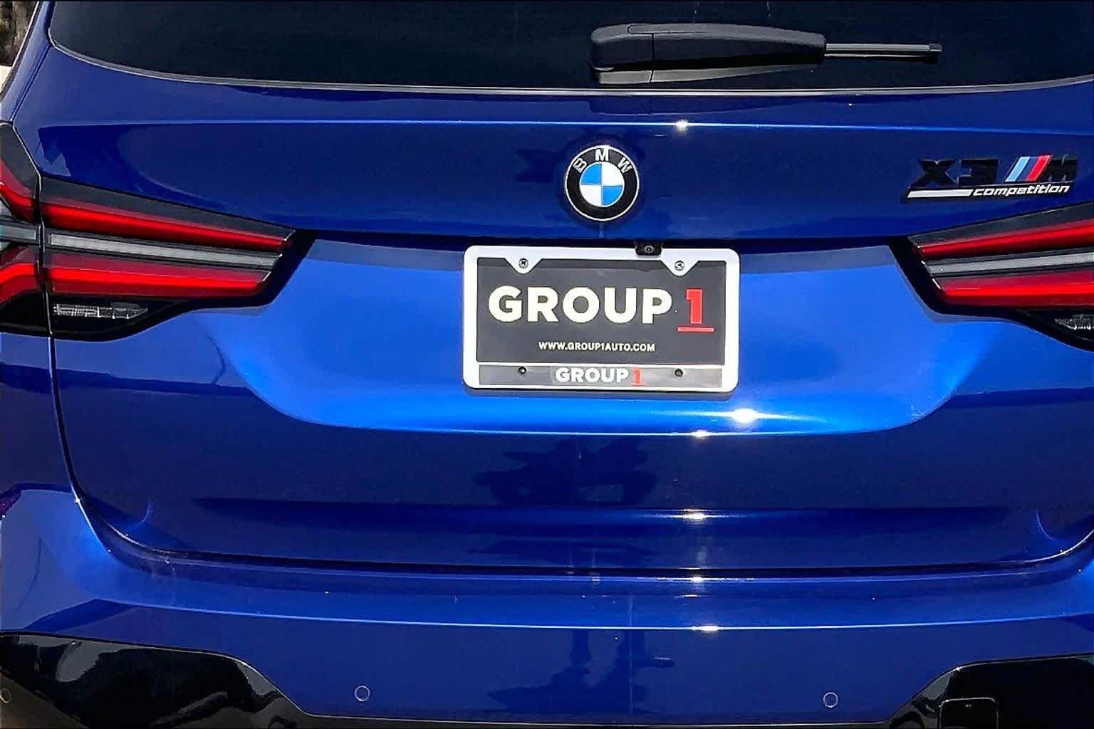 Used 2022 Marina Bay Blue Metallic BMW  image 31
