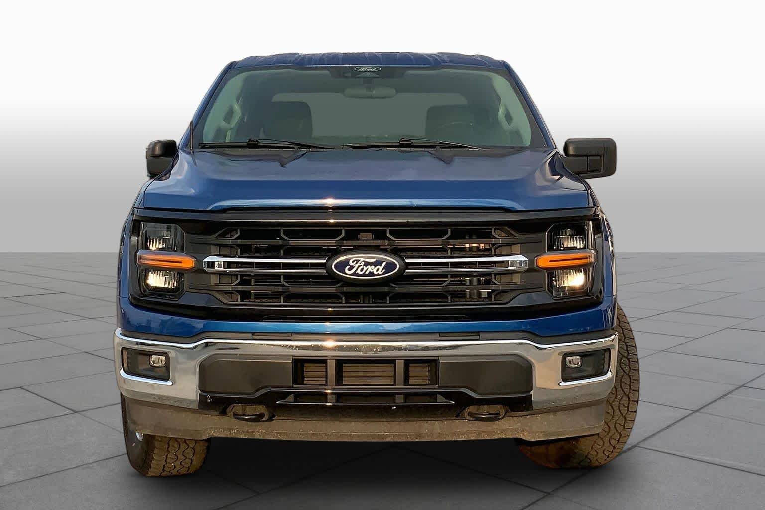 Used 2025 Atlas Blue Metallic Ford XLT image 4