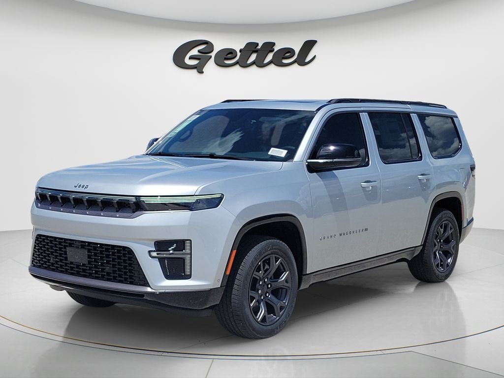 New 2026 Silver-Zynith Exterior Paint Jeep Limited Altitude image 1