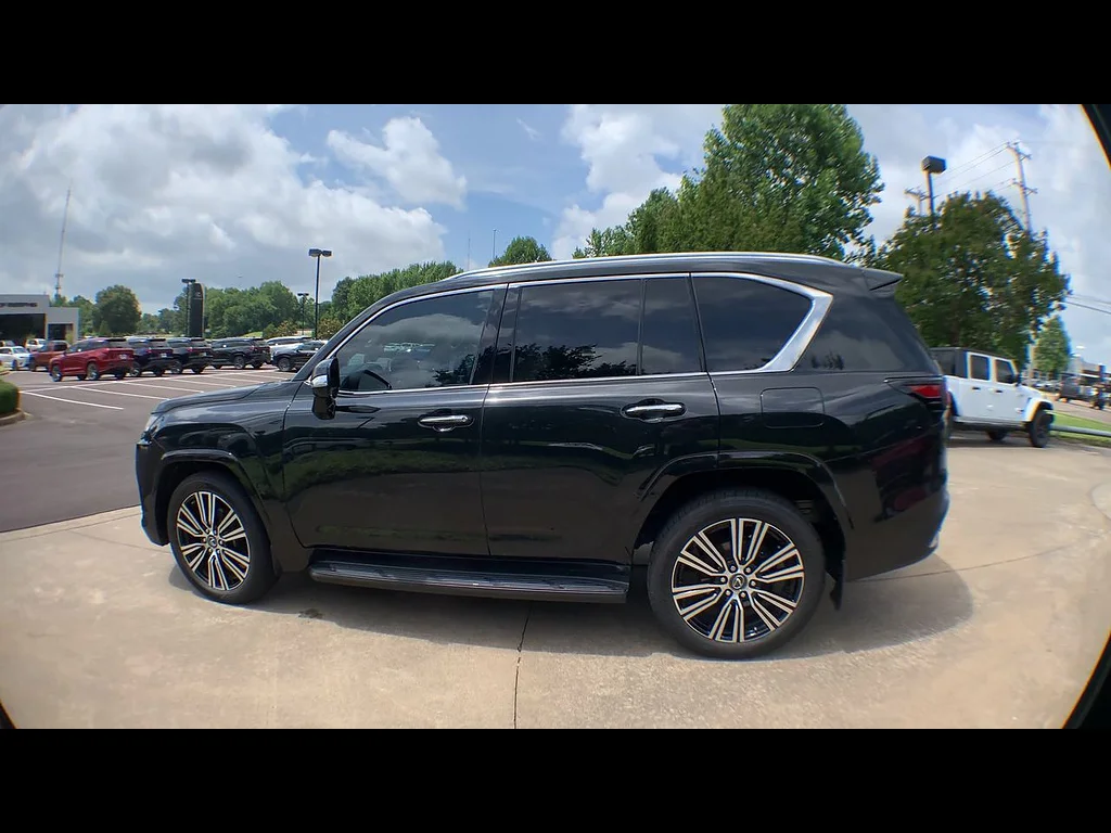 Used 2023 CAVIAR/PEPPER Lexus 600 Luxury image 5