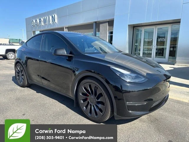 Used 2025 Black Tesla  image 1