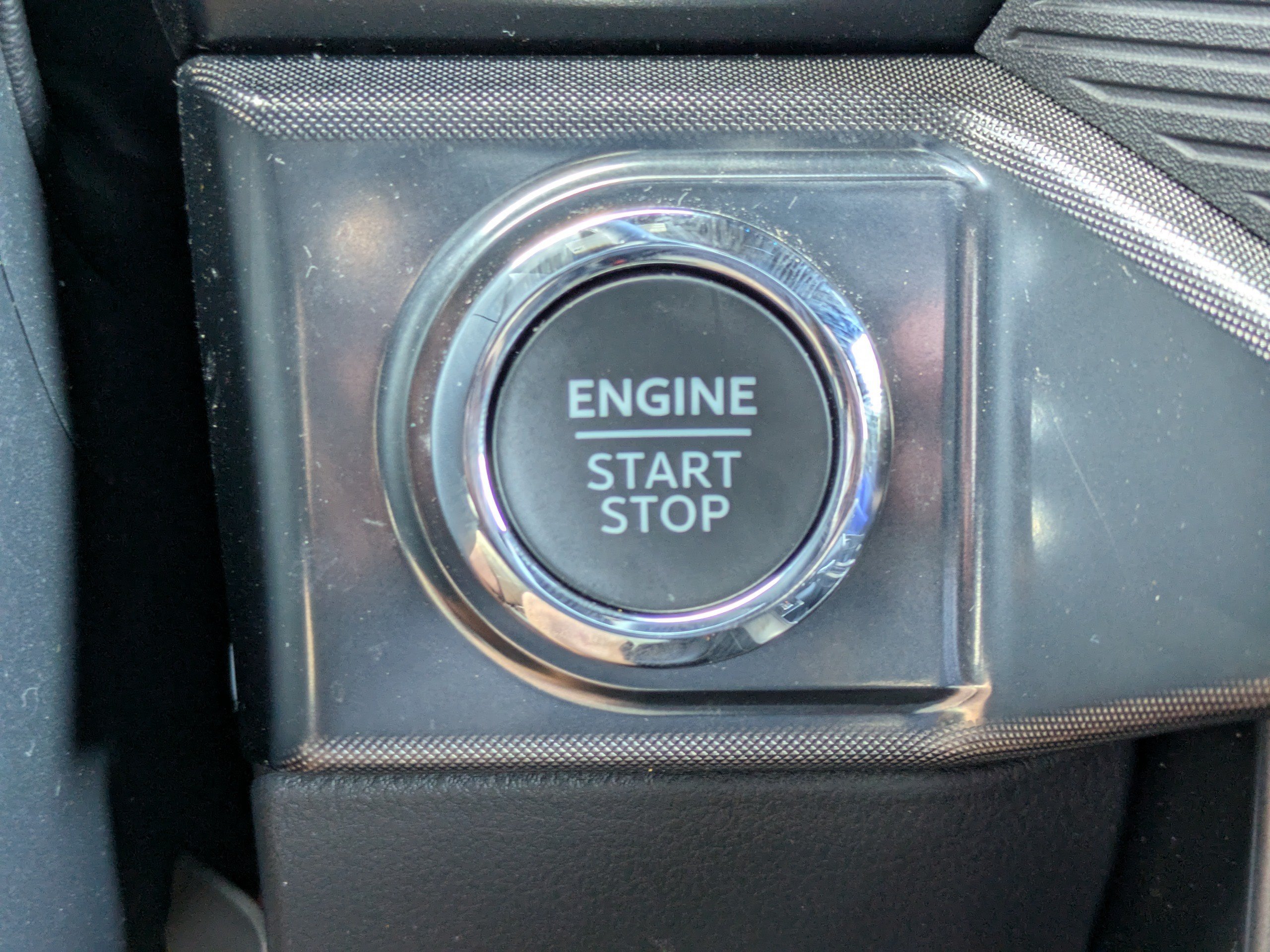 Used 2025  Ford Tremor image 25