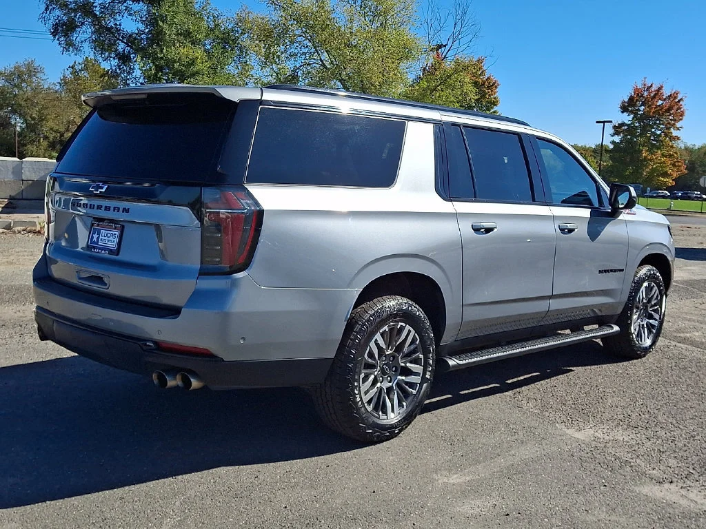 Used 2025 Sterling Gray Metallic Chevrolet Z71 image 12