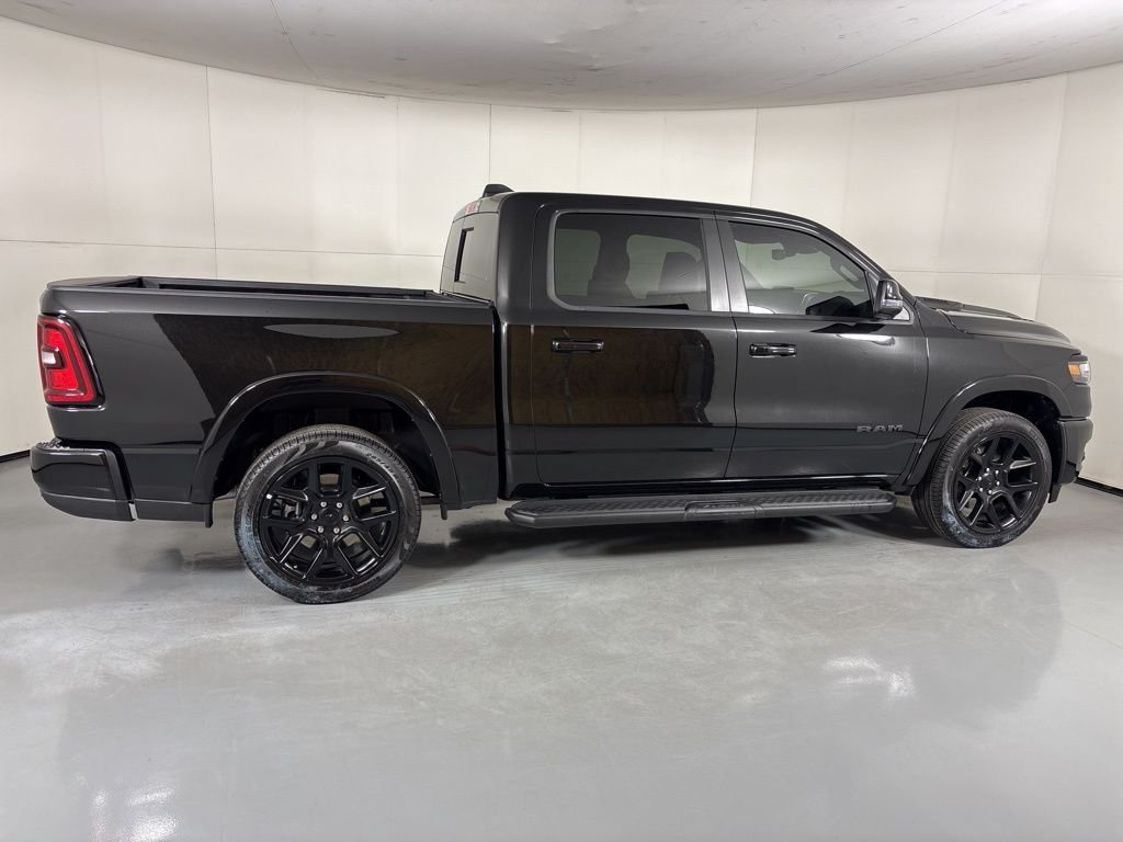 New 2026 Diamond Black Crystal Pearl-Coat Exterior Paint RAM Laramie image 9