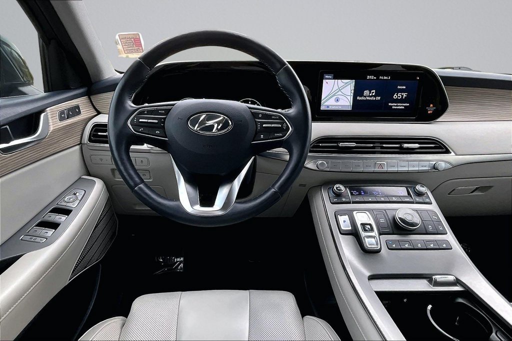 Used 2021 Gray Hyundai Limited image 5