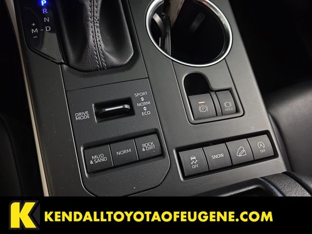 Used 2022  Toyota XLE image 20