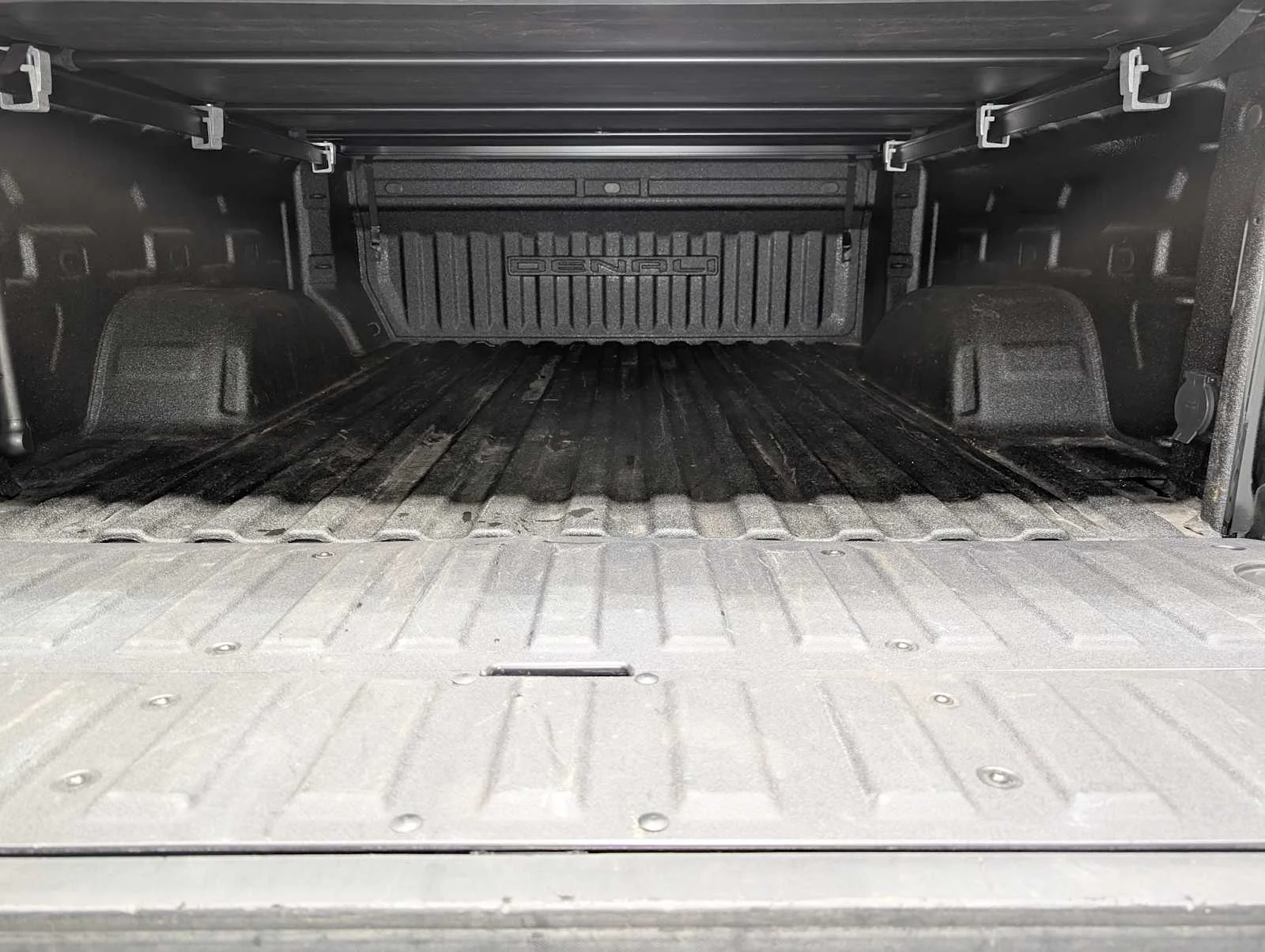 Used 2023 Onyx Black GMC Denali image 45