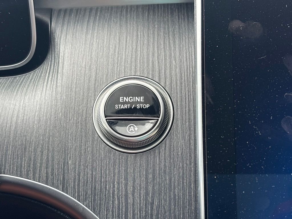 Used 2025 Gray Mercedes-Benz C 300 image 29