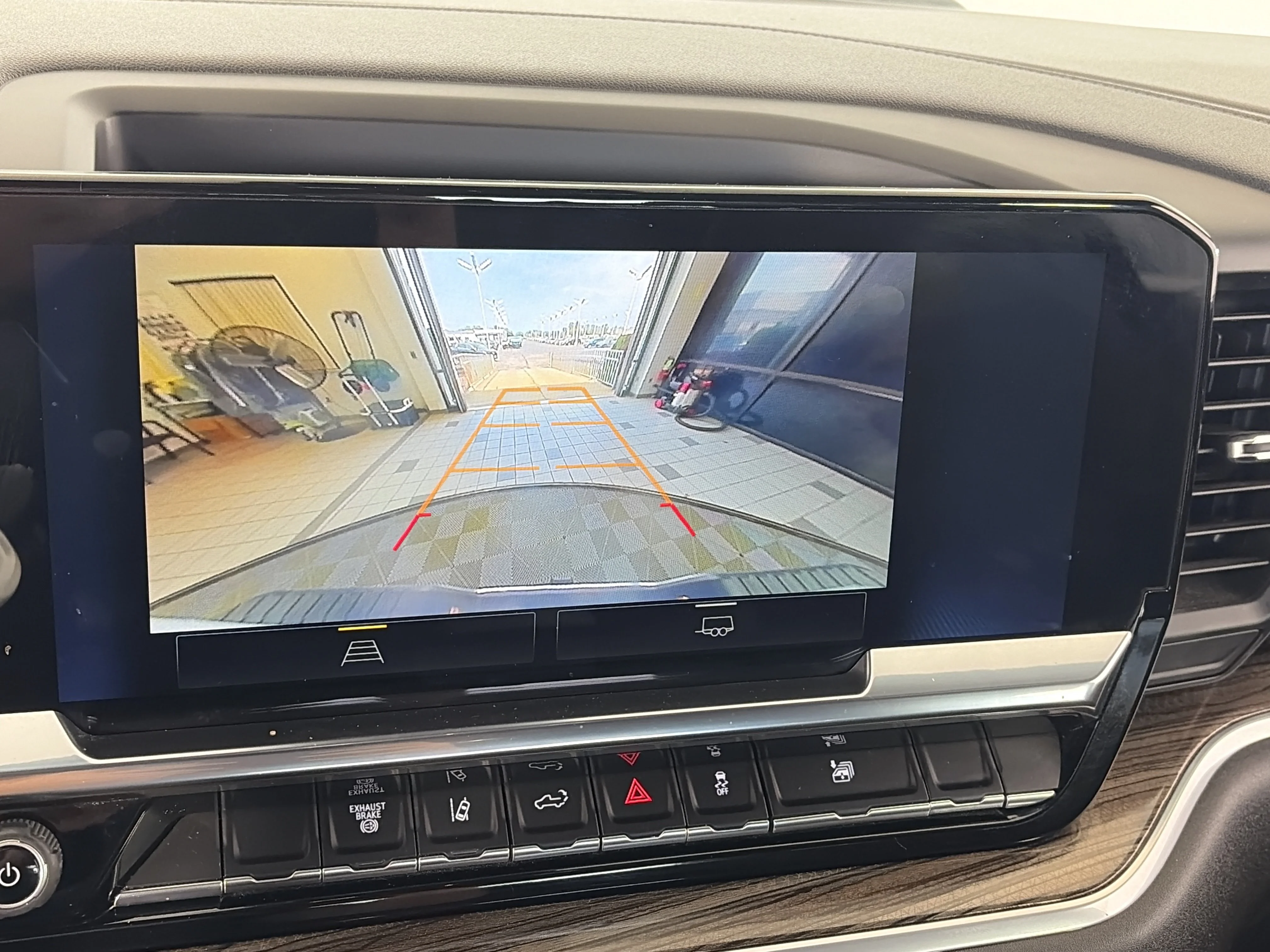Certified Used 2025 Summit White Chevrolet LT image 23