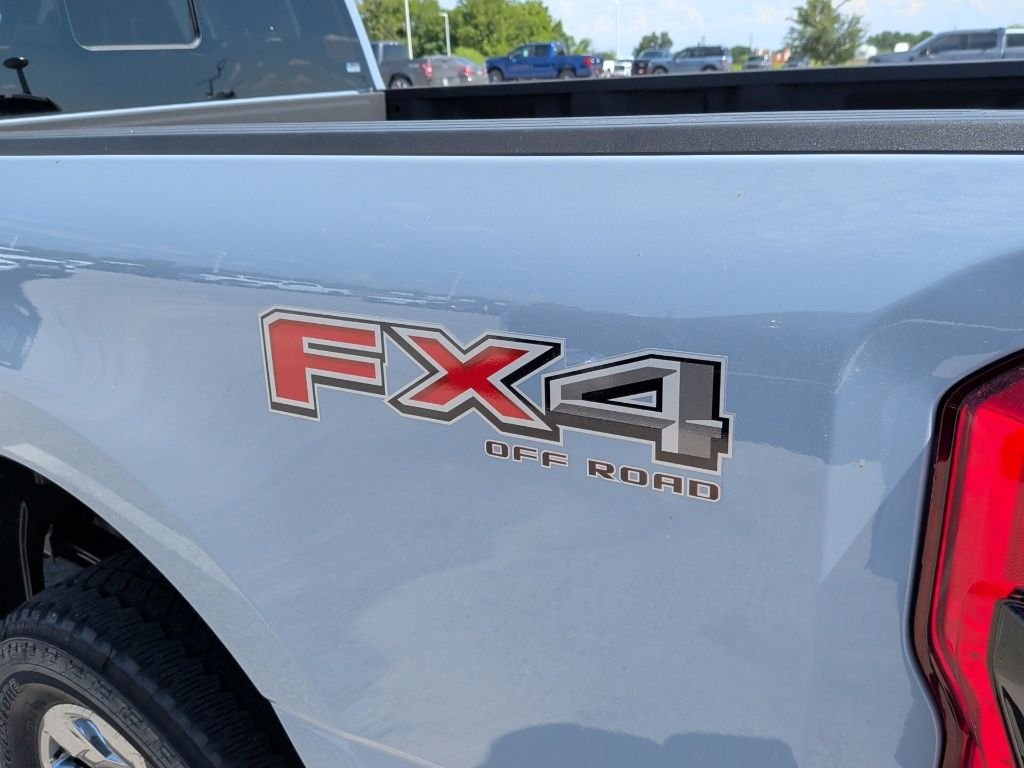 New 2026 Glacier Gray Metallic Tri-Coat Ford F-250® King Ranch® image 47