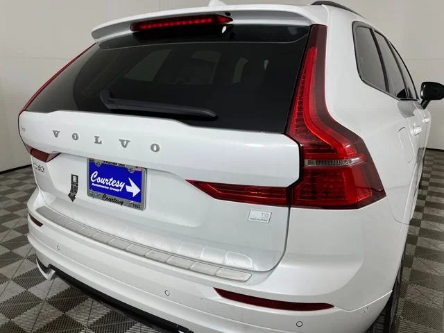 Certified Used 2024 Crystal White Volvo Plus image 14