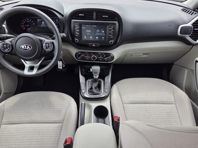 Certified Used 2020 Snow White Pearl KIA S IVT image 14