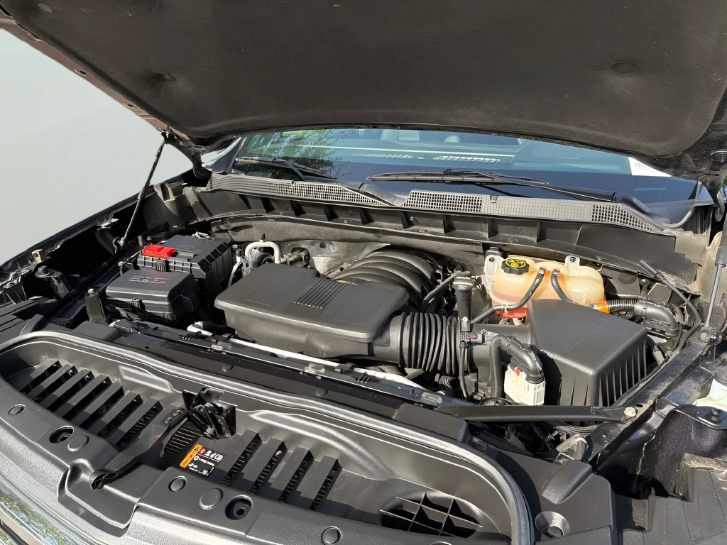 Used 2022 Gray Chevrolet LT image 17
