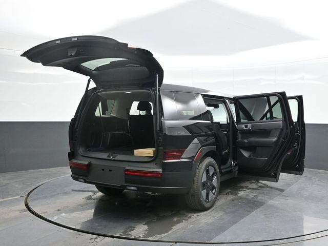 New 2026 Black Hyundai SE image 29