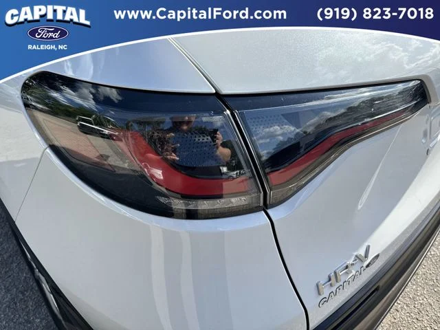 Used 2023 White Honda LX image 15