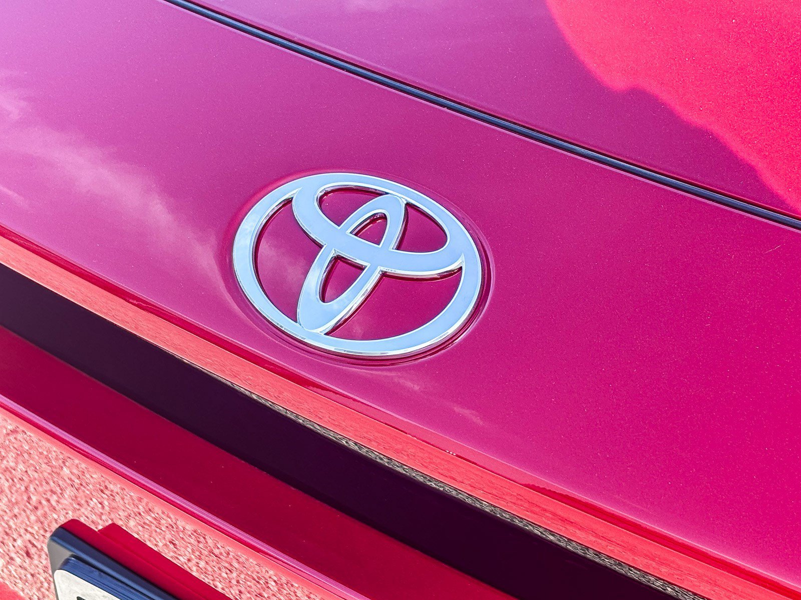 New 2026 Supersonic Red <sup>1</sup> Toyota  XLE image 9