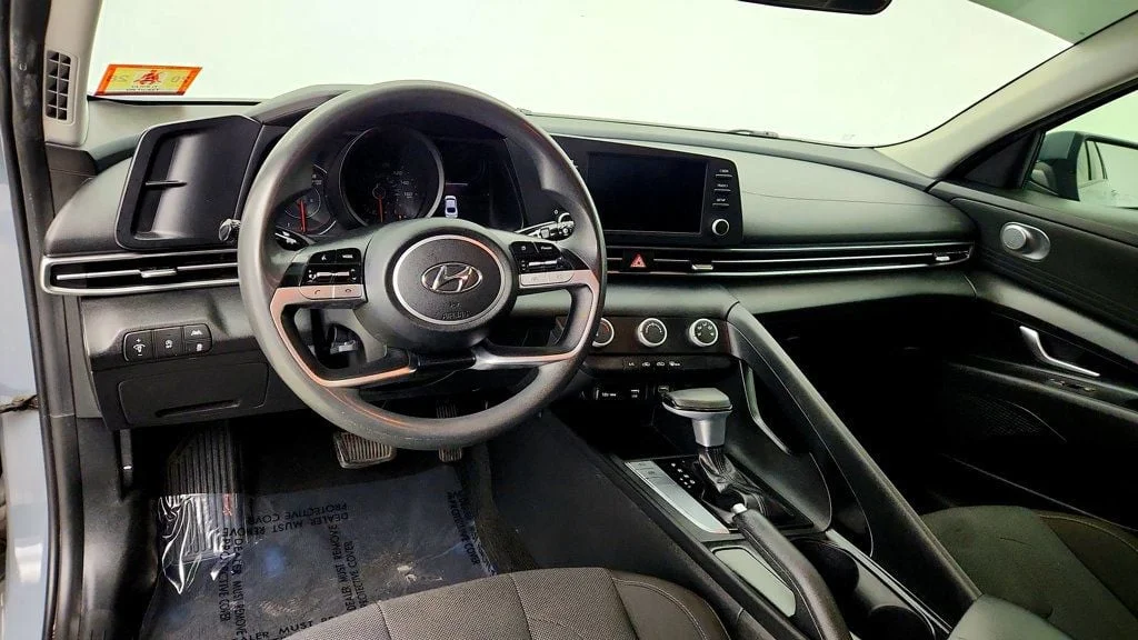 Used 2021 Electric Shadow Hyundai SE IVT SULEV *Ltd Avail* image 11