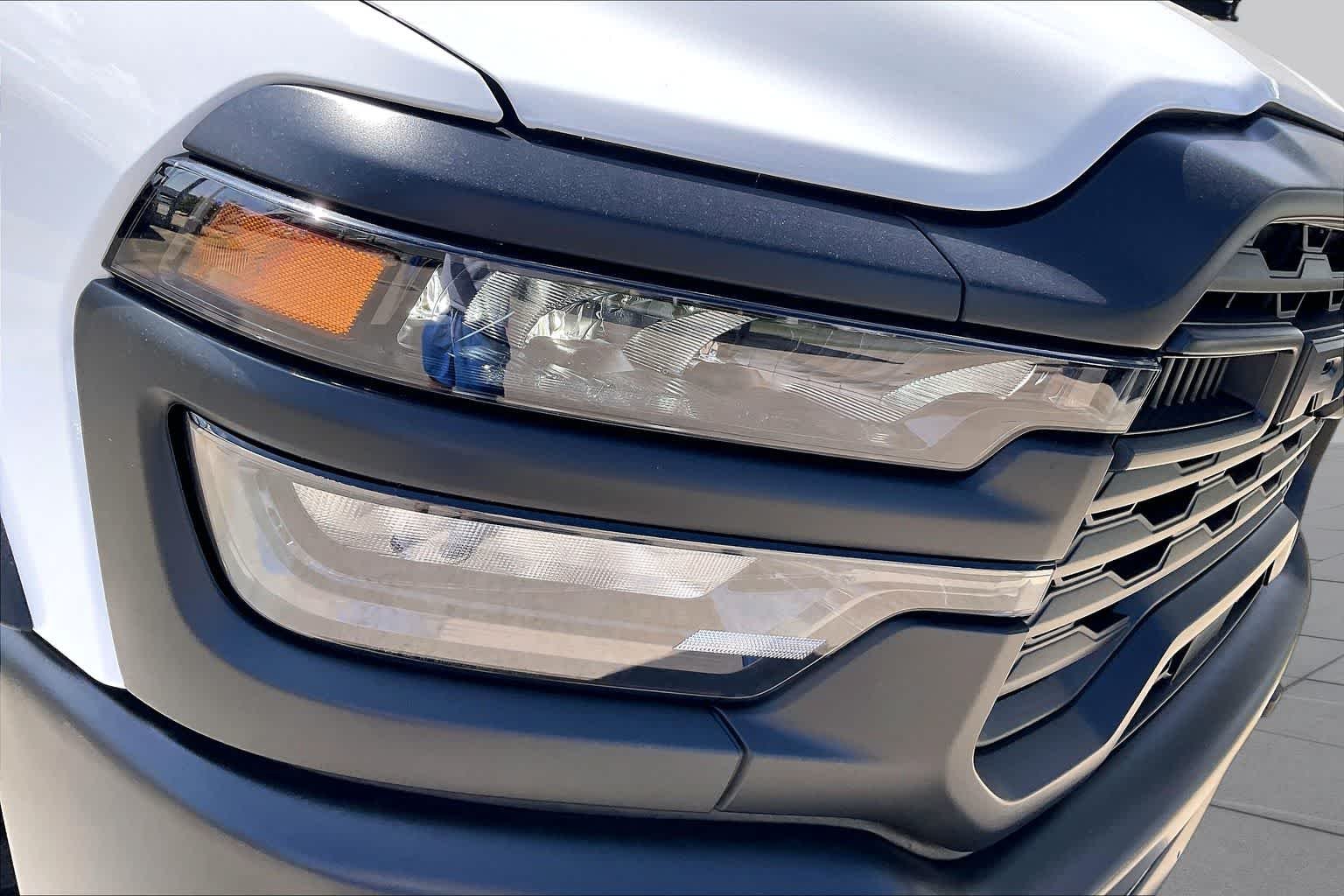 New 2026 Bright White Clear-Coat Exterior Paint RAM Warlock image 13