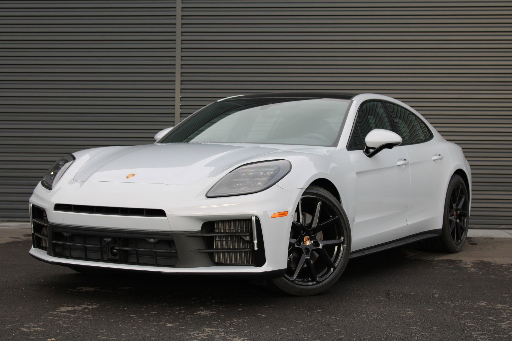 2026 Porsche Panamera Base