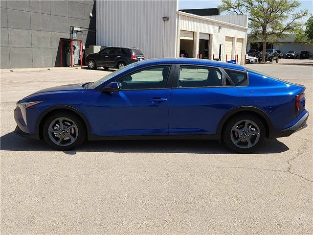 Used 2025 Blue KIA LX (IVT) image 2