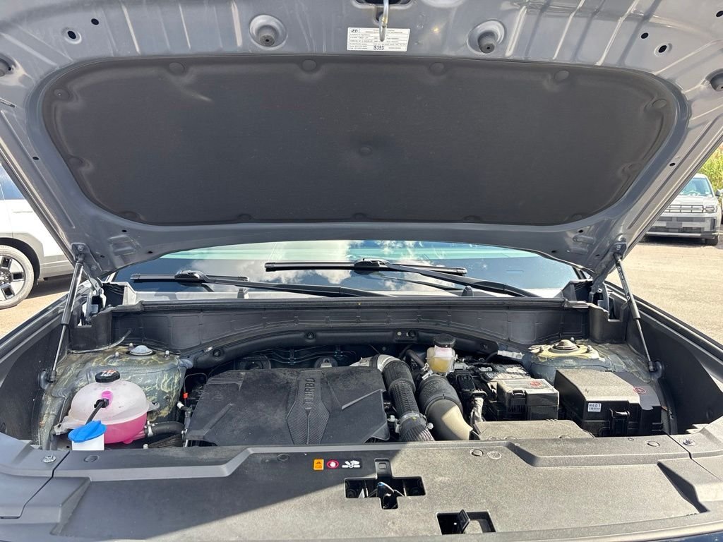 Used 2025 Gray Hyundai XRT image 10