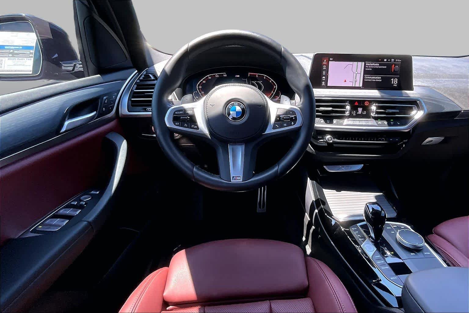 Used 2024 Black Sapphire Metallic BMW sDrive30i image 6