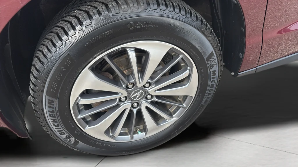 Used 2016  Acura Base image 9