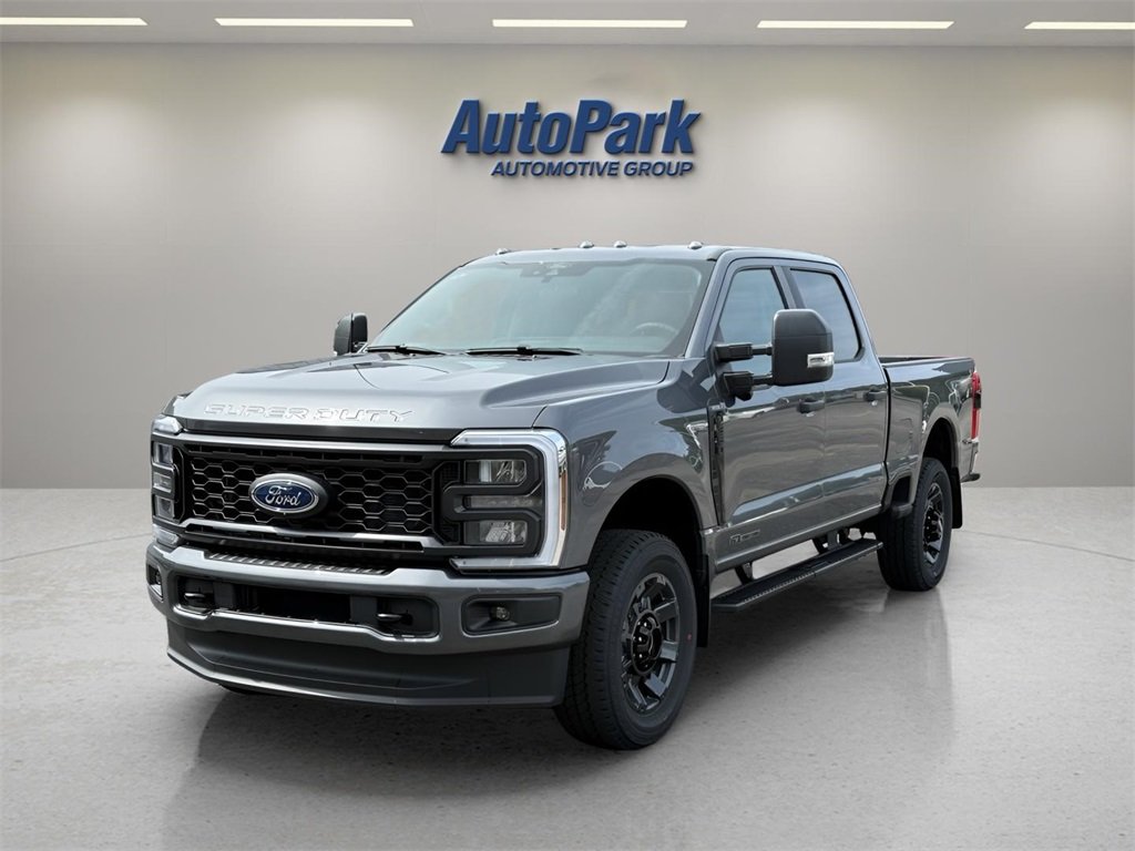 2026 Ford F-350 XL photo 3