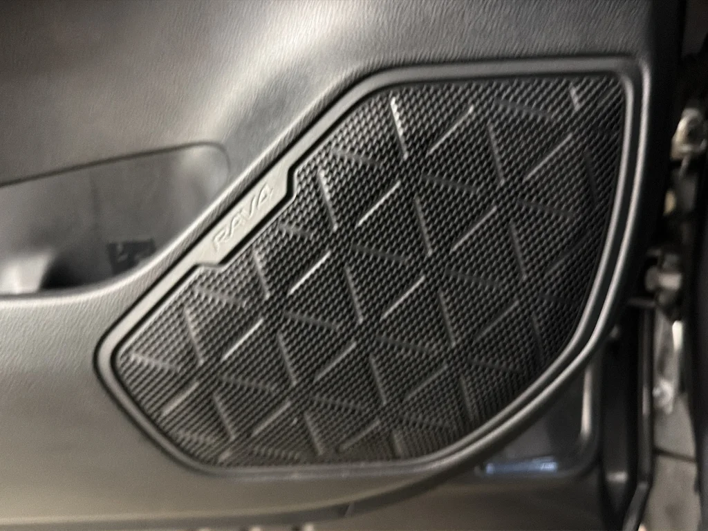 Used 2022 Gray Toyota XLE image 32