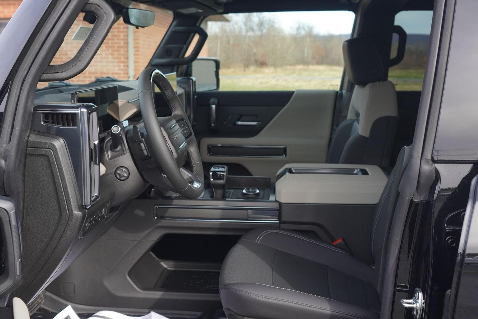 New 2026 Void Black GMC 2X image 28