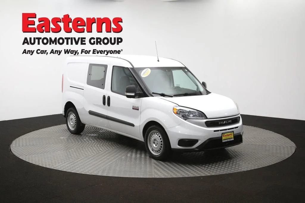 Used 2022 White Ram Base image 46