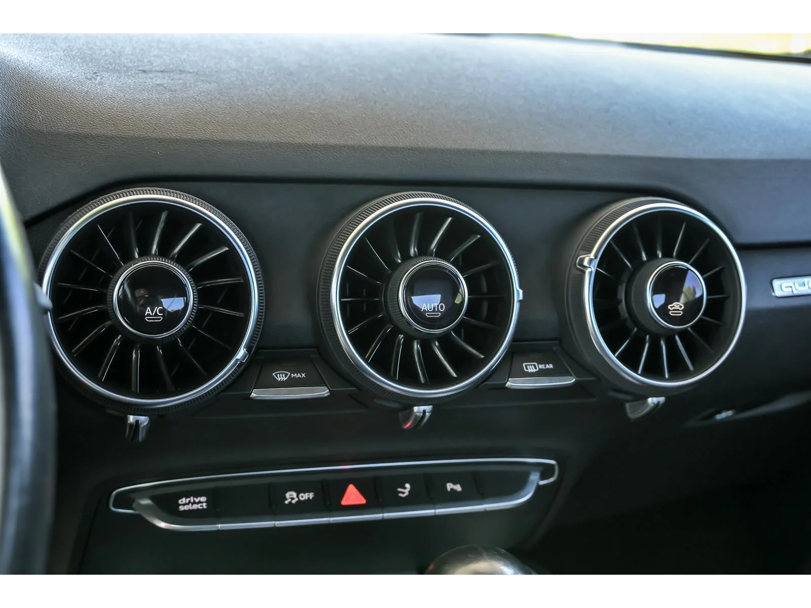 Used 2016 White Audi 2.0T quattro image 19