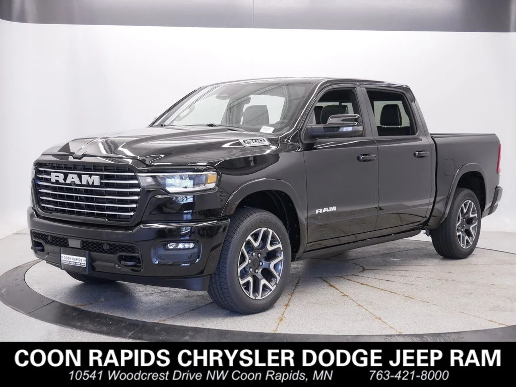 New 2026 Diamond Black Crystal Pearl-Coat Exterior Paint Ram Laramie image 1
