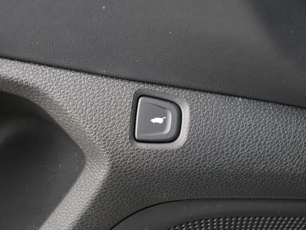 Used 2025 Black Acura Technology Package image 16