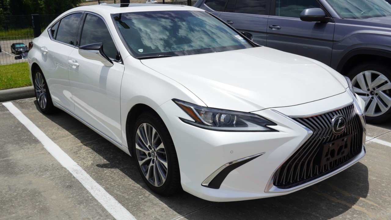 Certified Used 2021 EMINENT WHITE PEARL Lexus ES 350 image 3