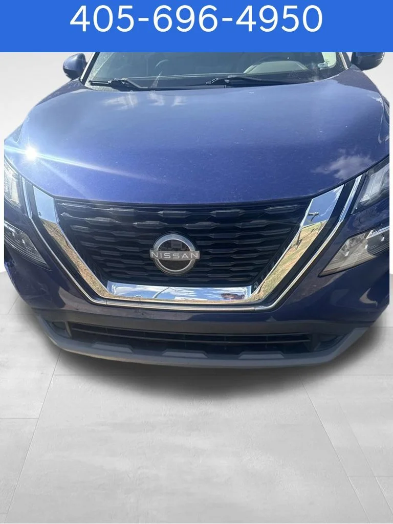 Pre-Owned 2023 Nissan Rogue SV