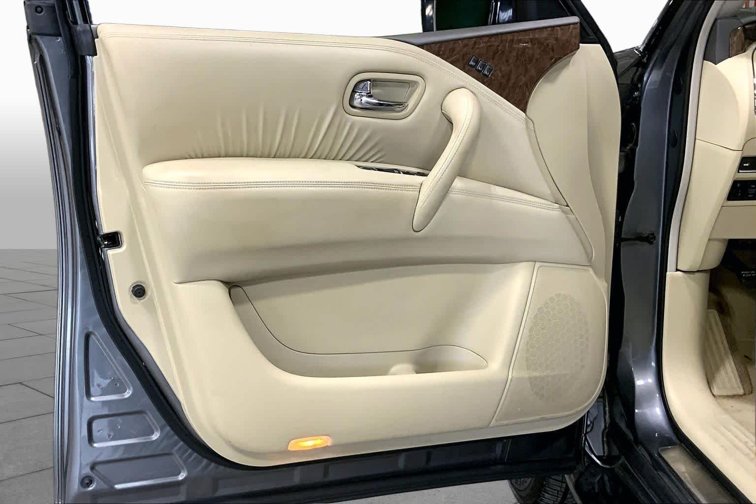 Used 2015 Graphite Shadow INFINITI  image 21