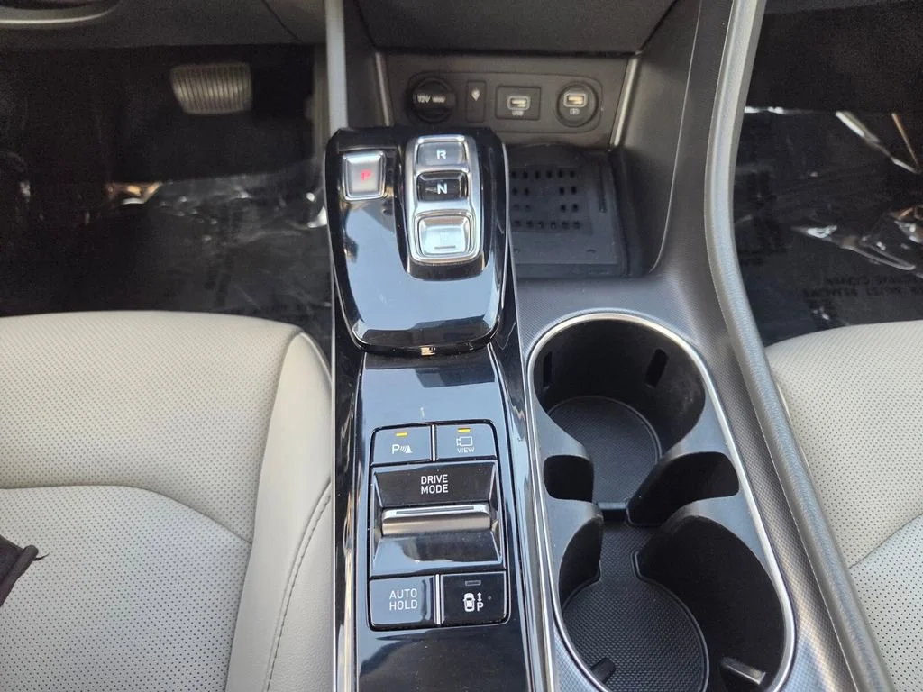 Used 2022 Portofino Gray Hyundai Limited image 13