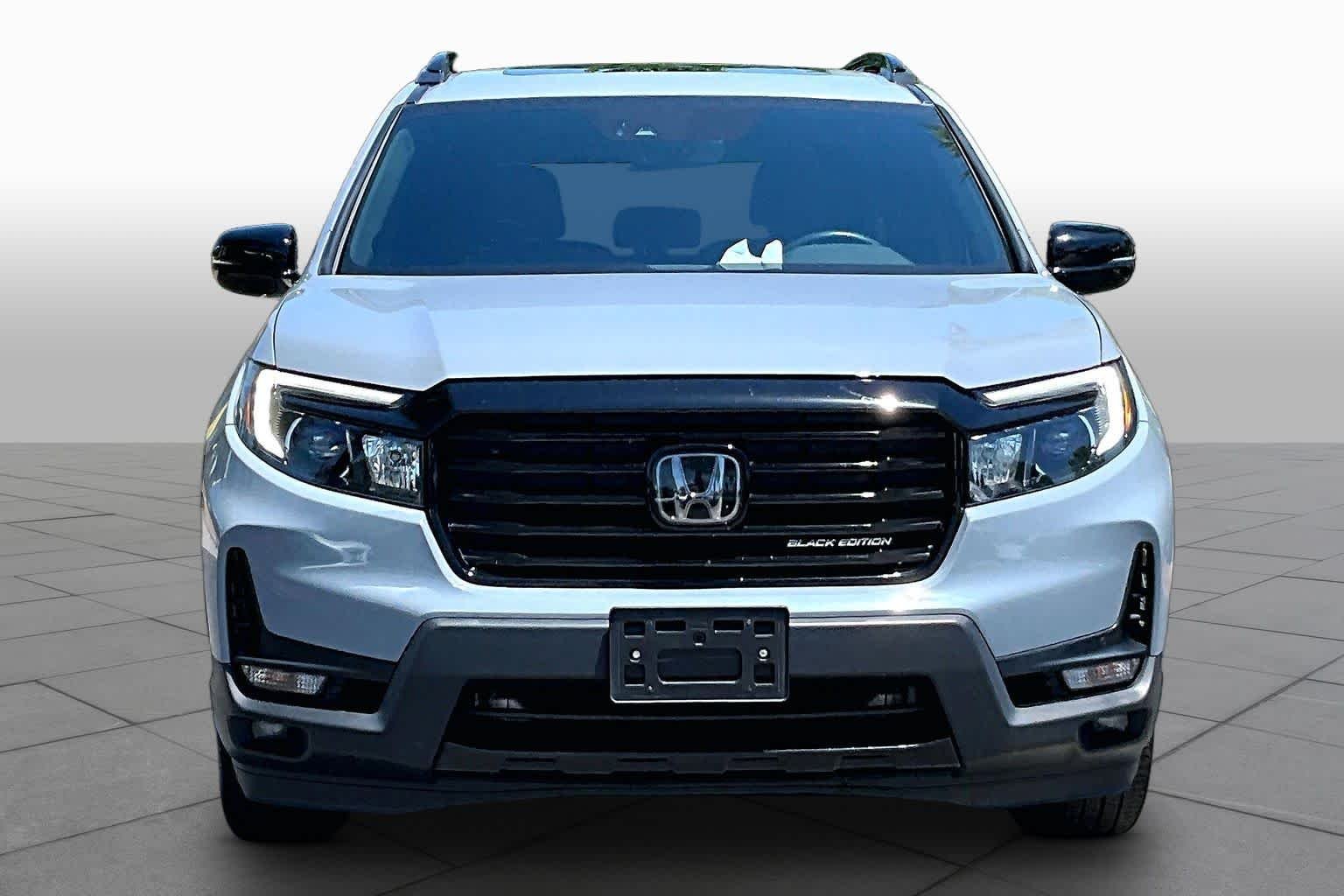 Used 2024 Sonic Gray Pearl Honda Black Edition image 4
