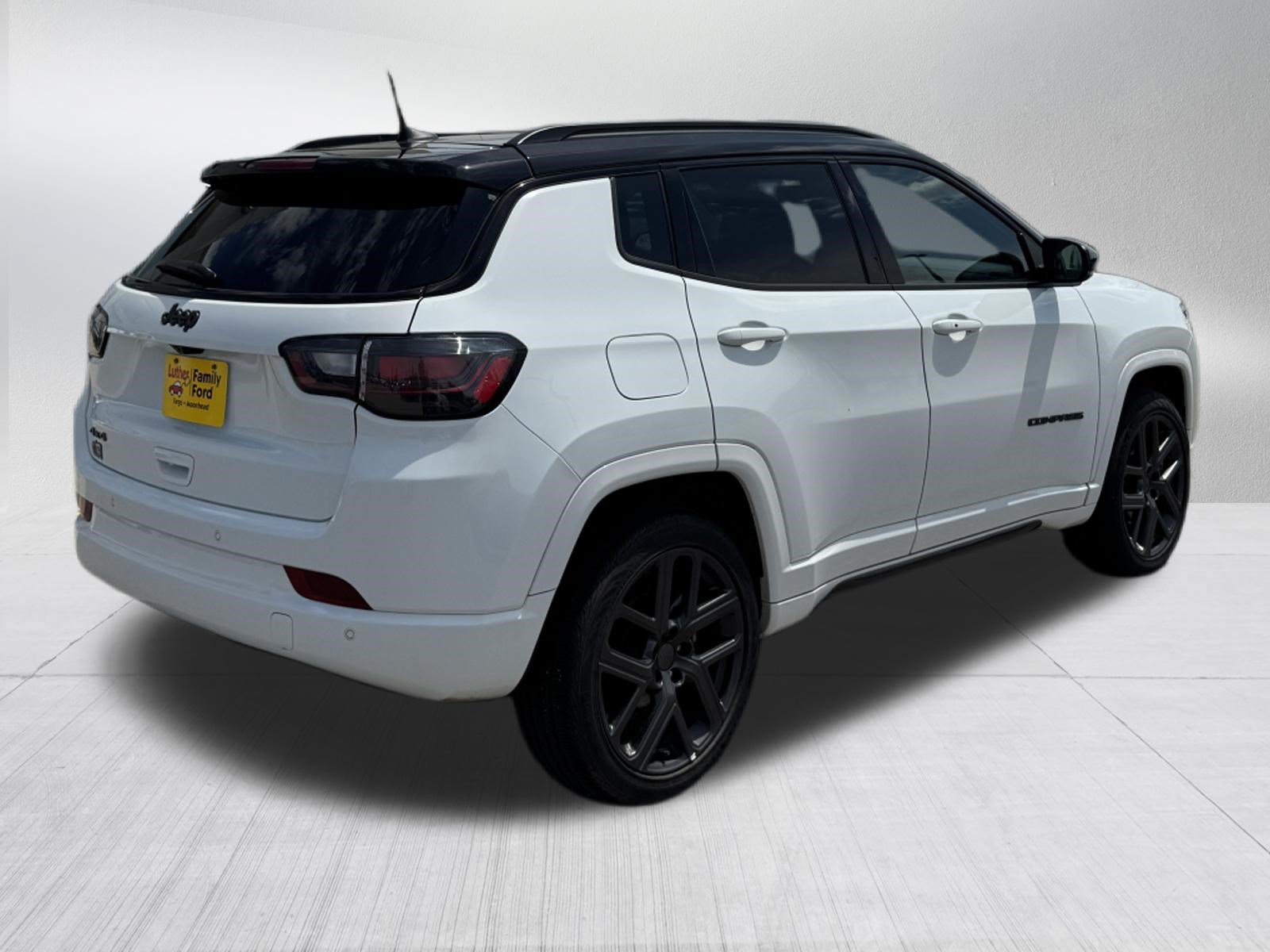 Used 2024 Bright White Clearcoat Jeep Limited image 7