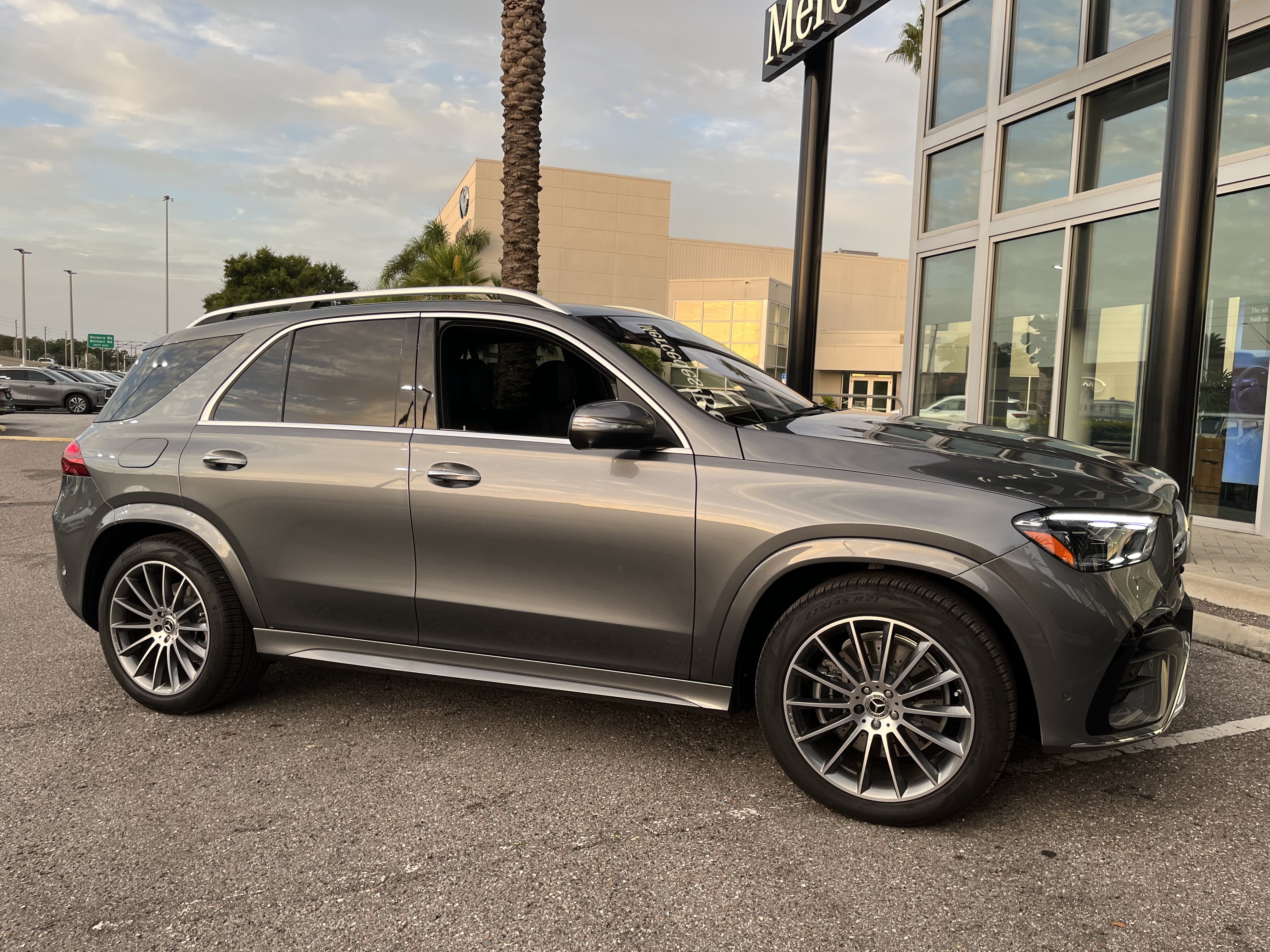 New 2026 SELENITE GREY Mercedes-Benz GLE 580 image 7