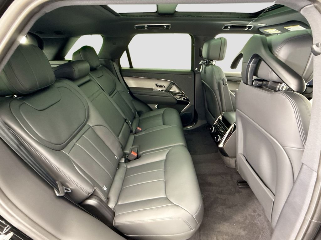 New 2026 Santorini Black LAND ROVER SE image 22