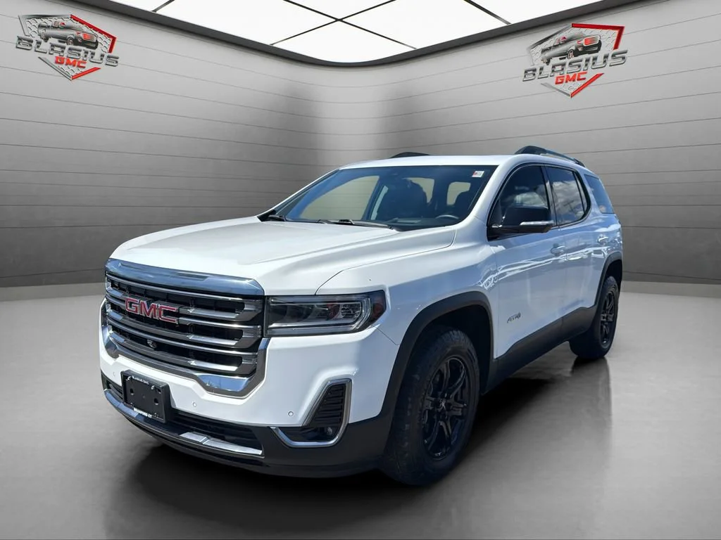 2023 GMC Acadia AT4 AWD's photo