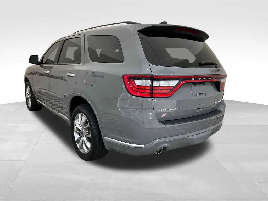 Used 2023 Gray Dodge Citadel image 3