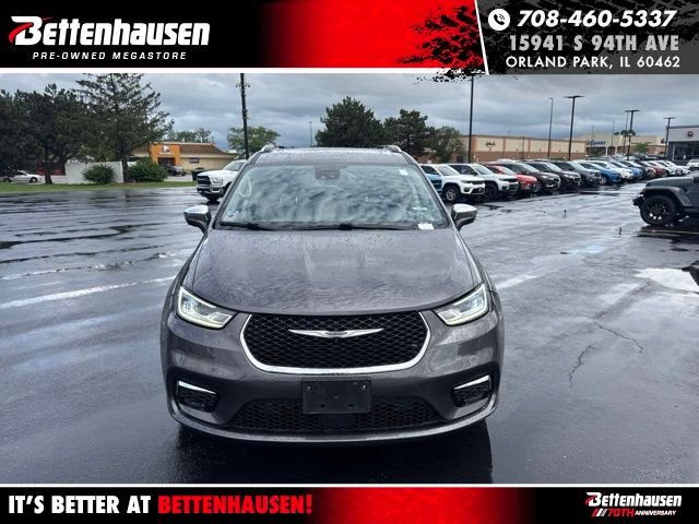 Used 2021 Gray Chrysler Limited image 7