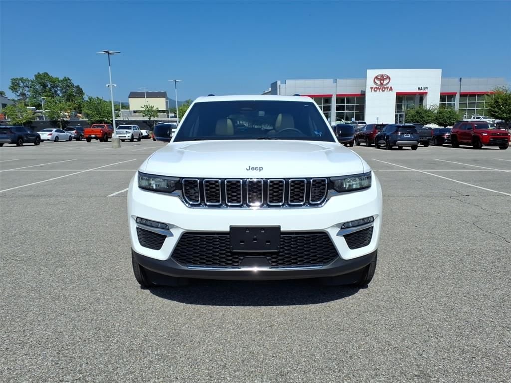 Used 2023 White Jeep Limited image 10