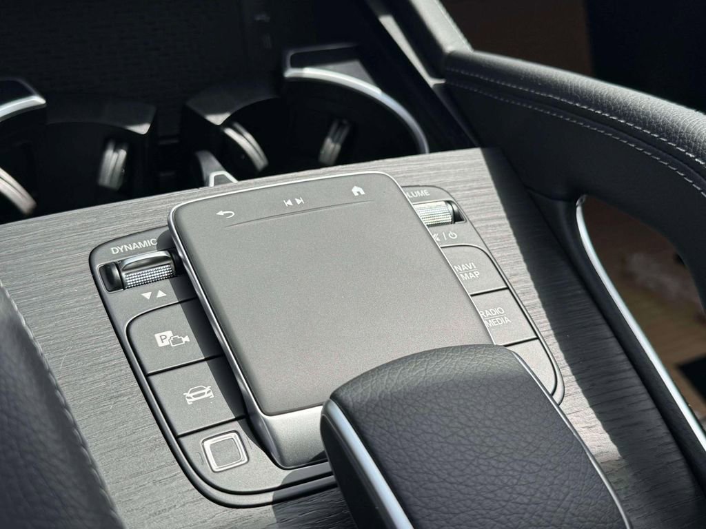 New 2026 Black Mercedes-Benz GLE 350 image 29