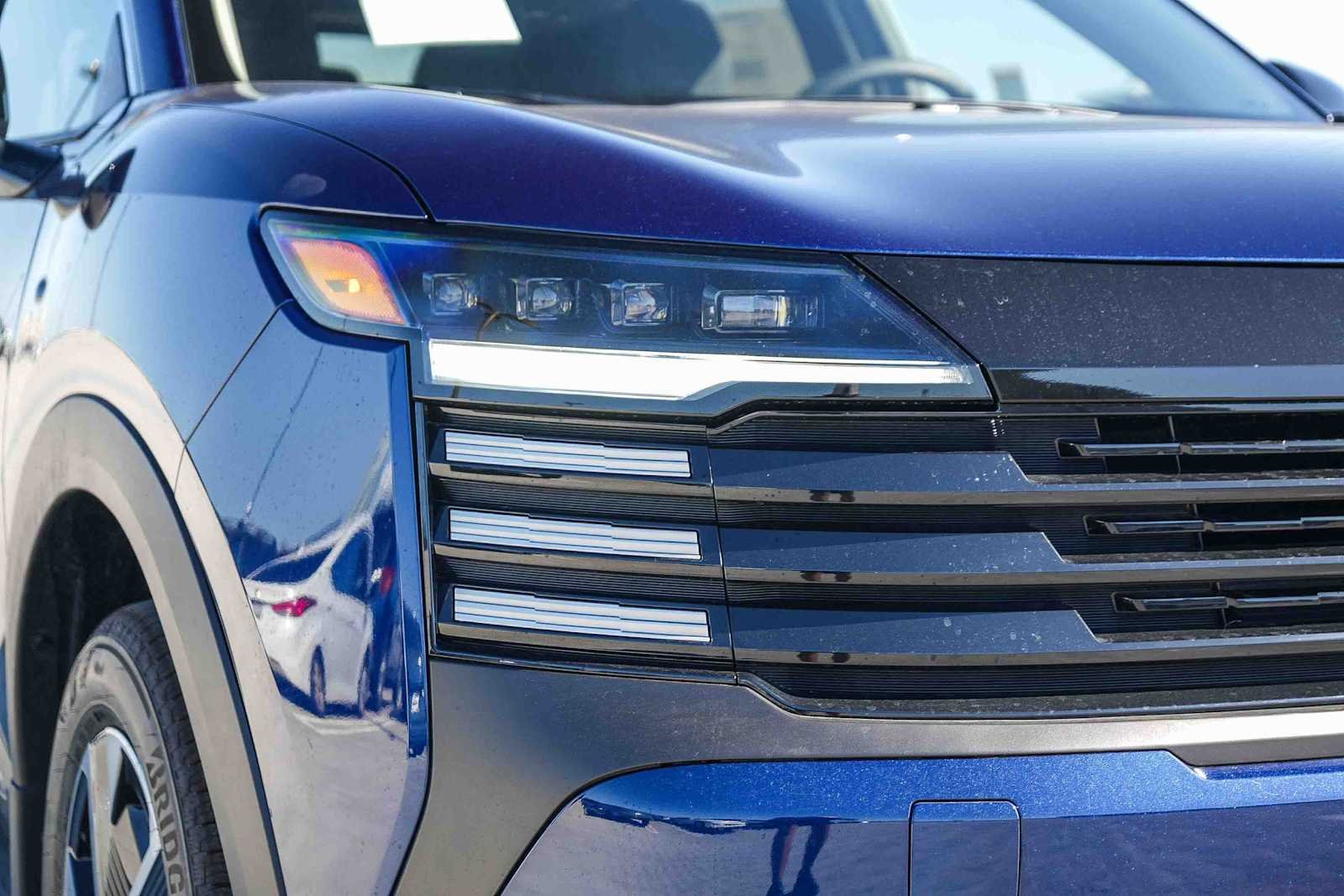 New 2027 Deep Blue Pearl Nissan SV image 4