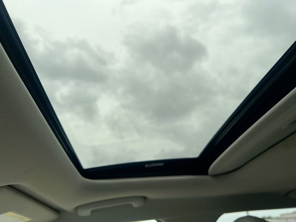 Certified Used 2023 Gray Hyundai SEL image 15