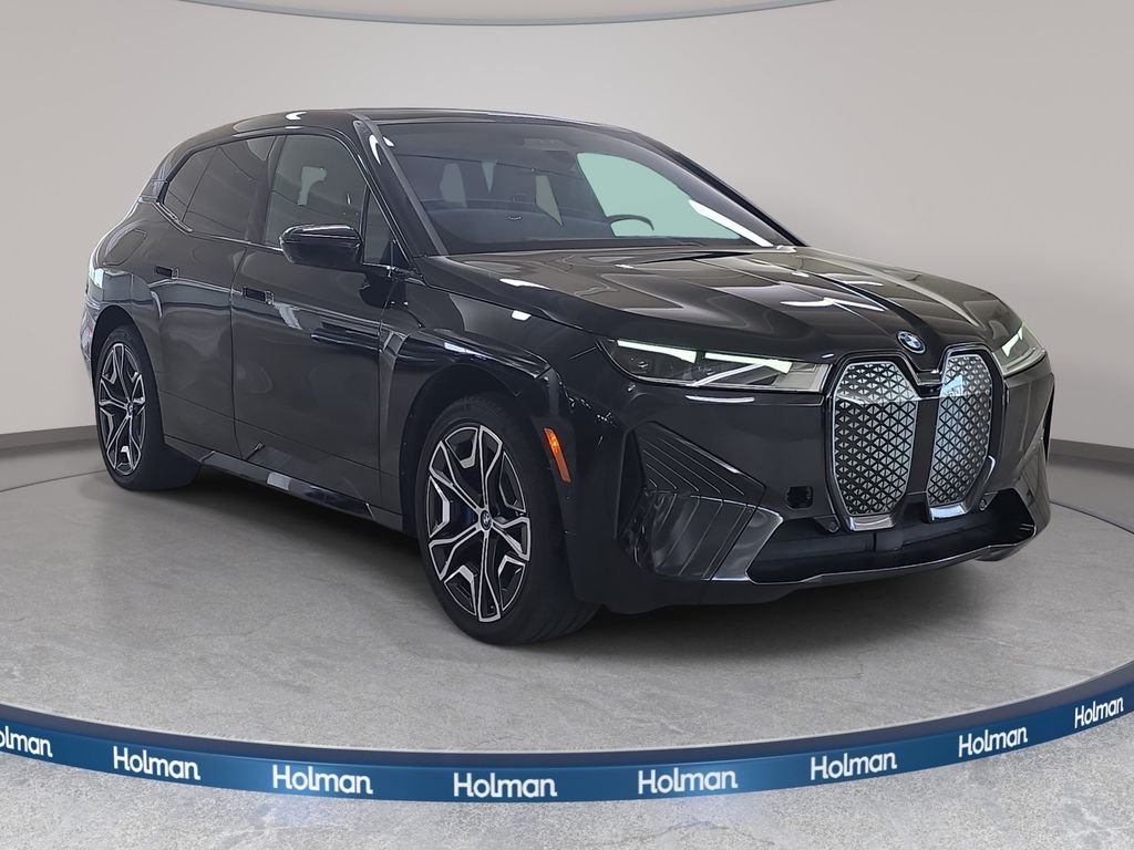 Used 2024 Black Sapphire Metallic BMW xDrive50 image 4